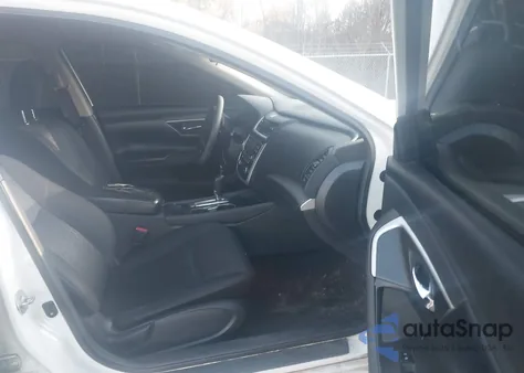 2017 Nissan Altima 2.5 S z USA, uszkodzony, nr VIN 1N4AL3AP1HN344305